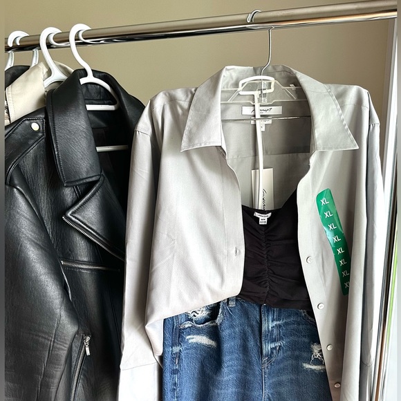 Foxcroft Non-Iron Premium Quality Oversized Shirt - Picture 3 of 6